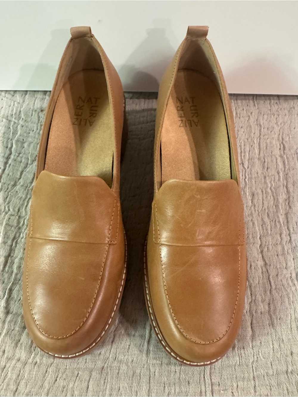 Naturalizer Women’s Cognac Darry Leather Slip-On Loafers